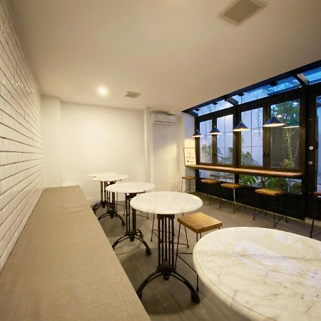 Loewys Home Tanjung Duren Jakarta Barat Exteriér fotografie