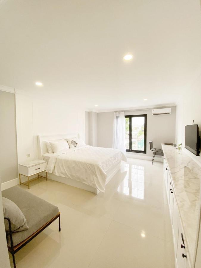 Loewys Home Tanjung Duren Jakarta Barat Exteriér fotografie