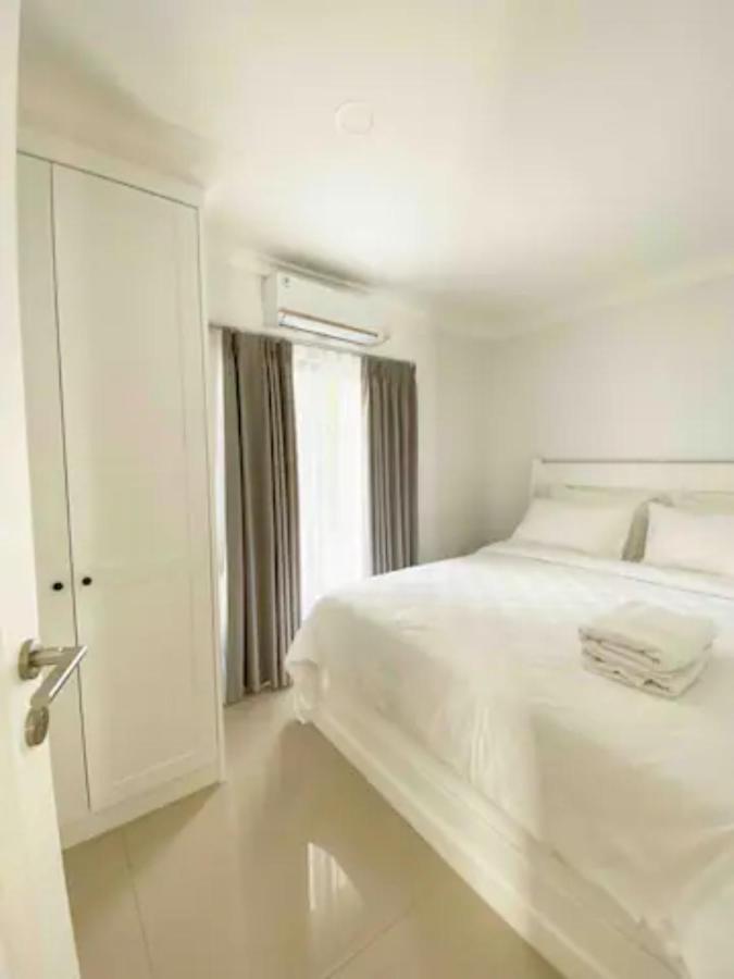 Loewys Home Tanjung Duren Jakarta Barat Exteriér fotografie